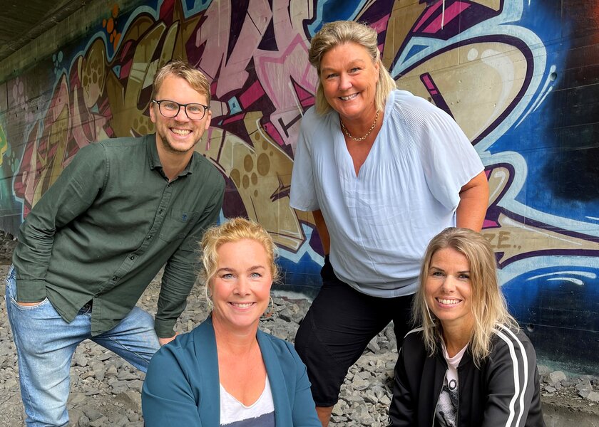 Fire ansatte som jobber med fylkeskommunens ungdomsordninger i Innlandet - Klikk for stort bilde